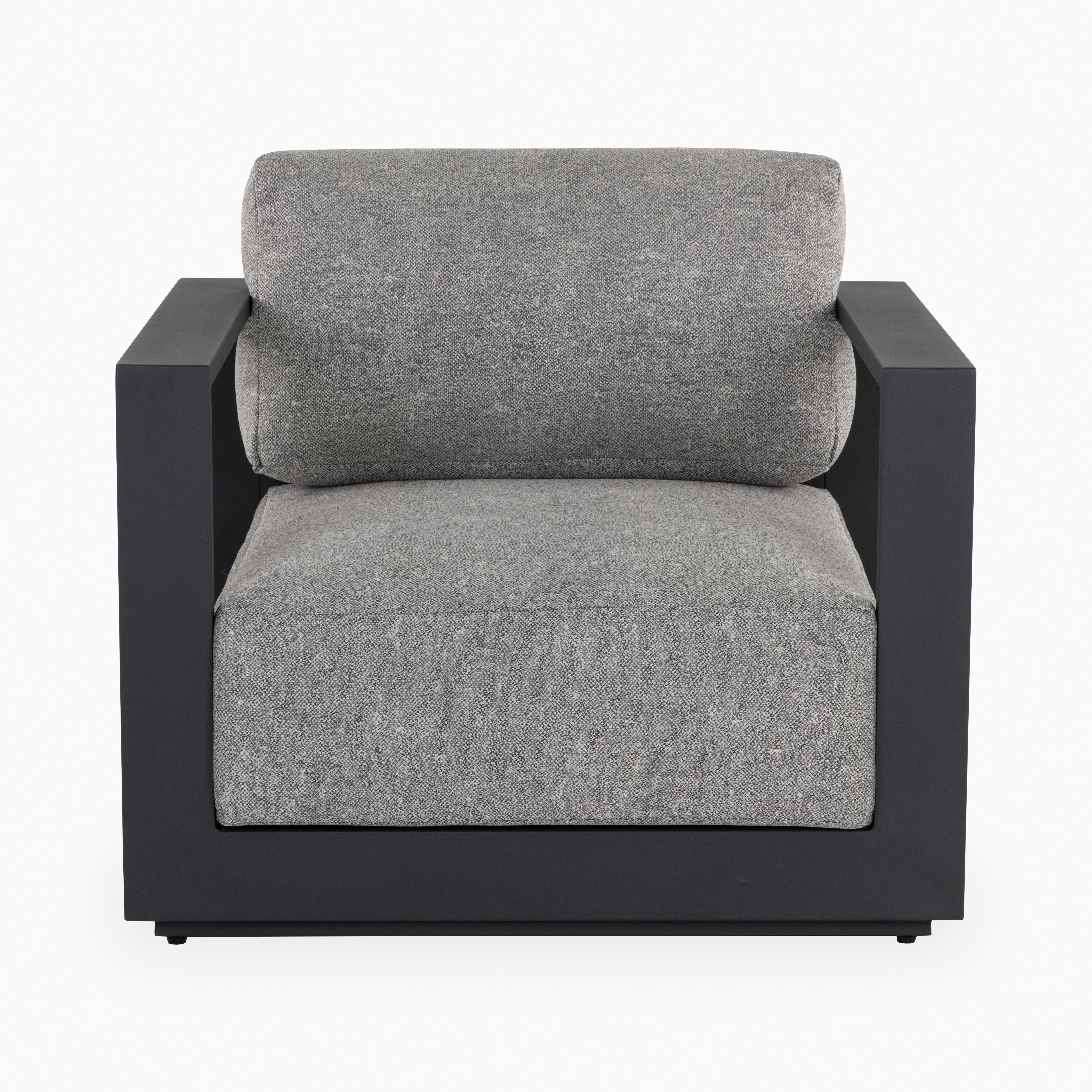 Noa Outdoor Lounge Chair in Grey