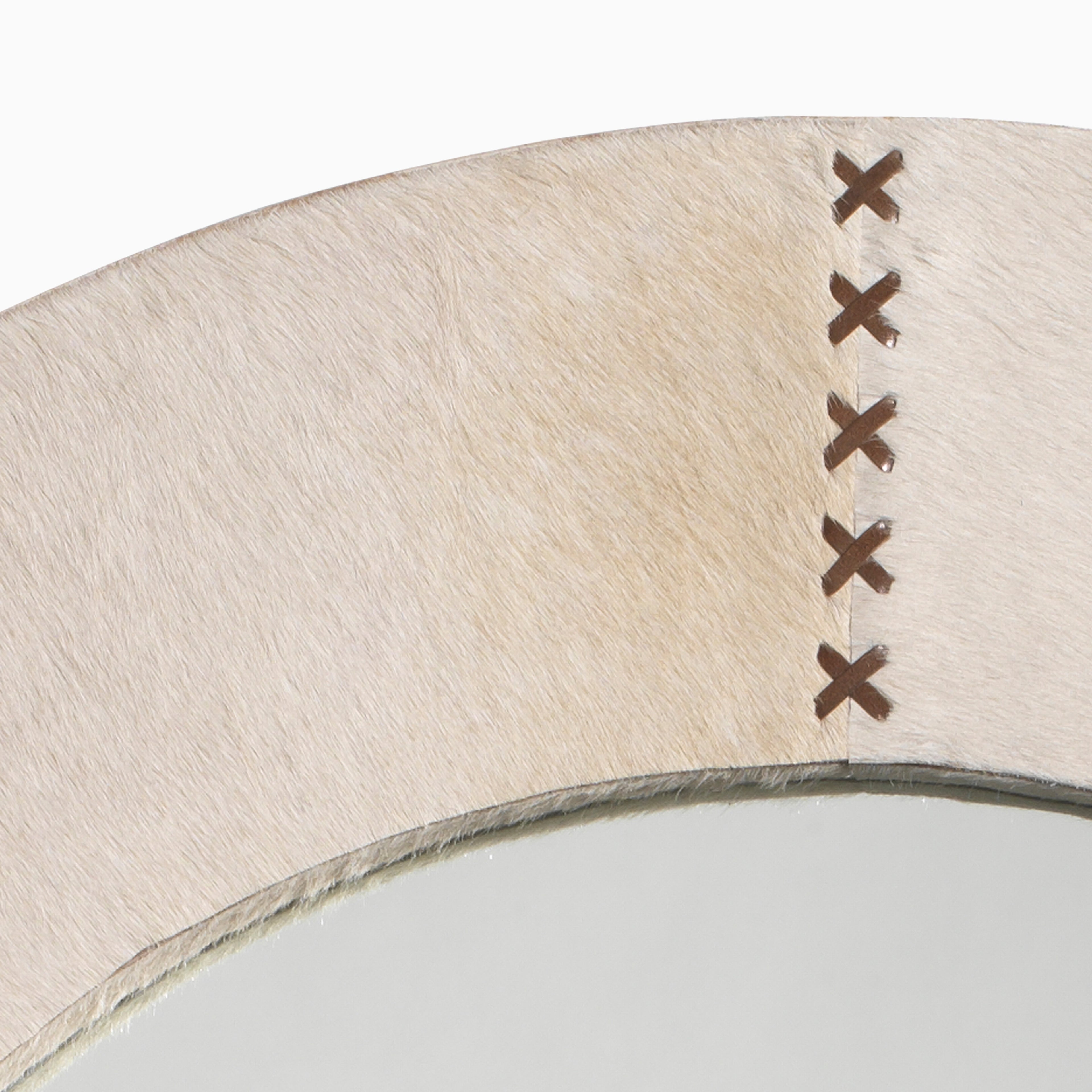 Vionna Round Mirror in White