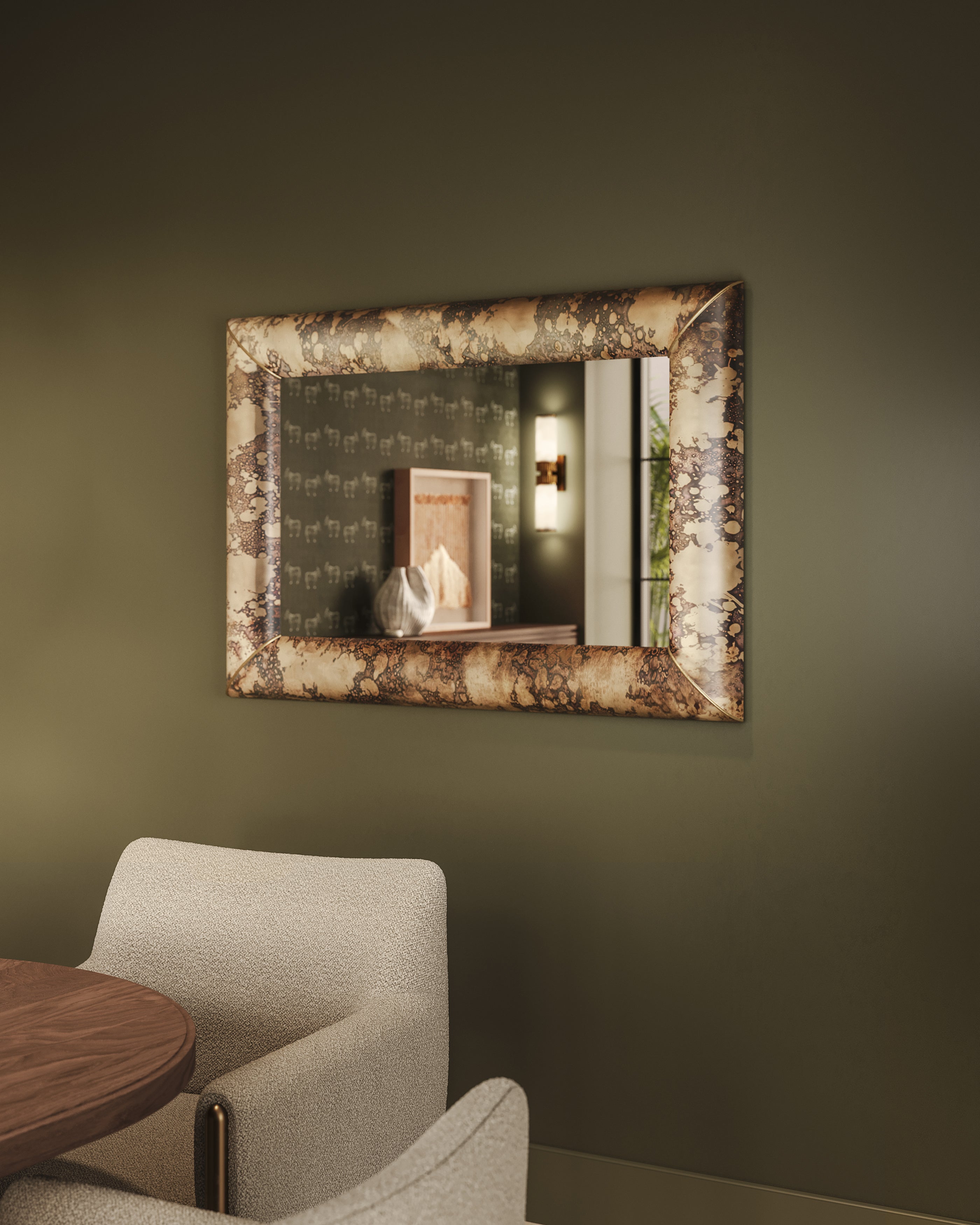 Evelaine Mirror in Gold