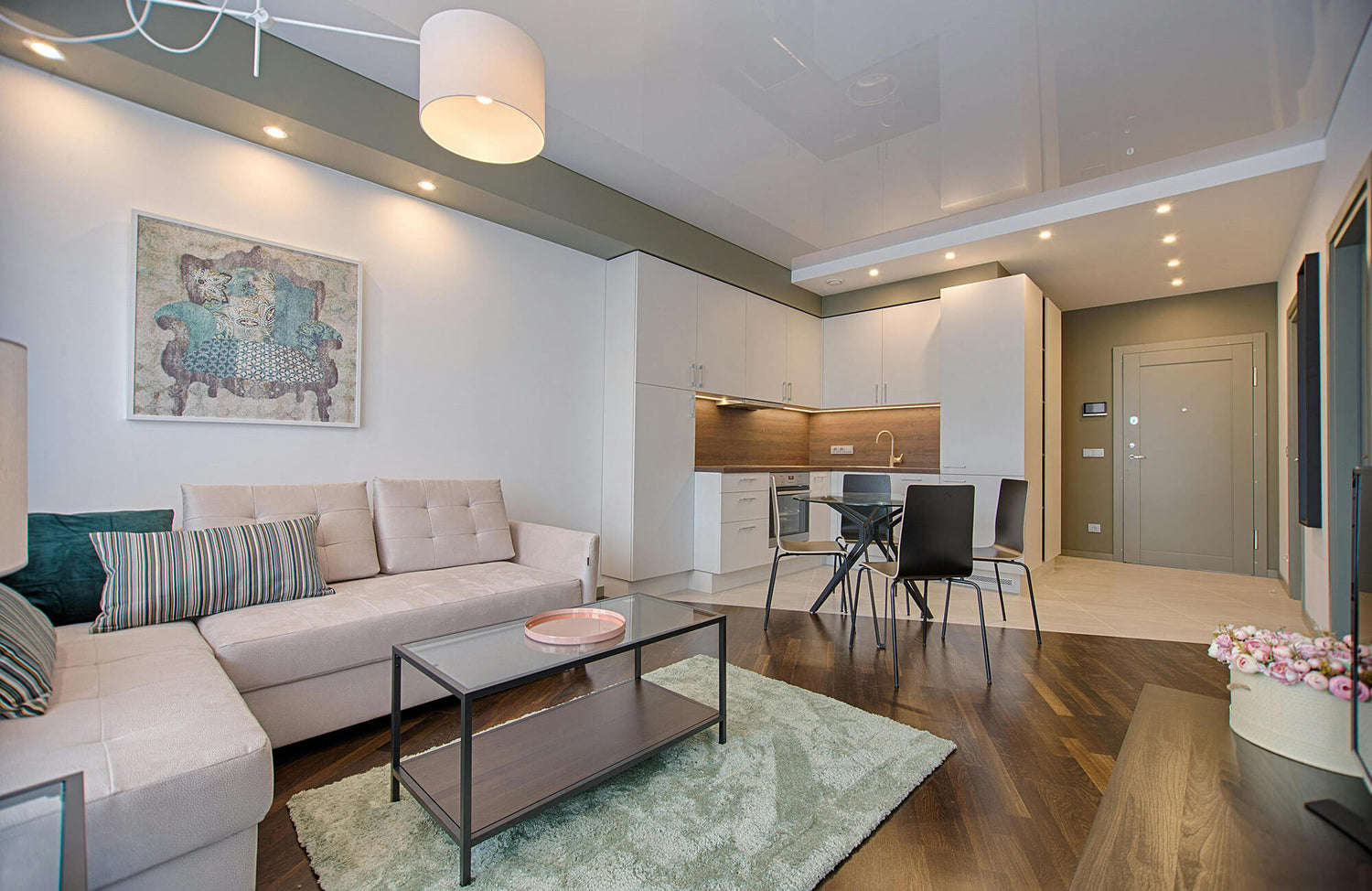 How To Layer Light In Your Home For Perfect Ambiance And Function