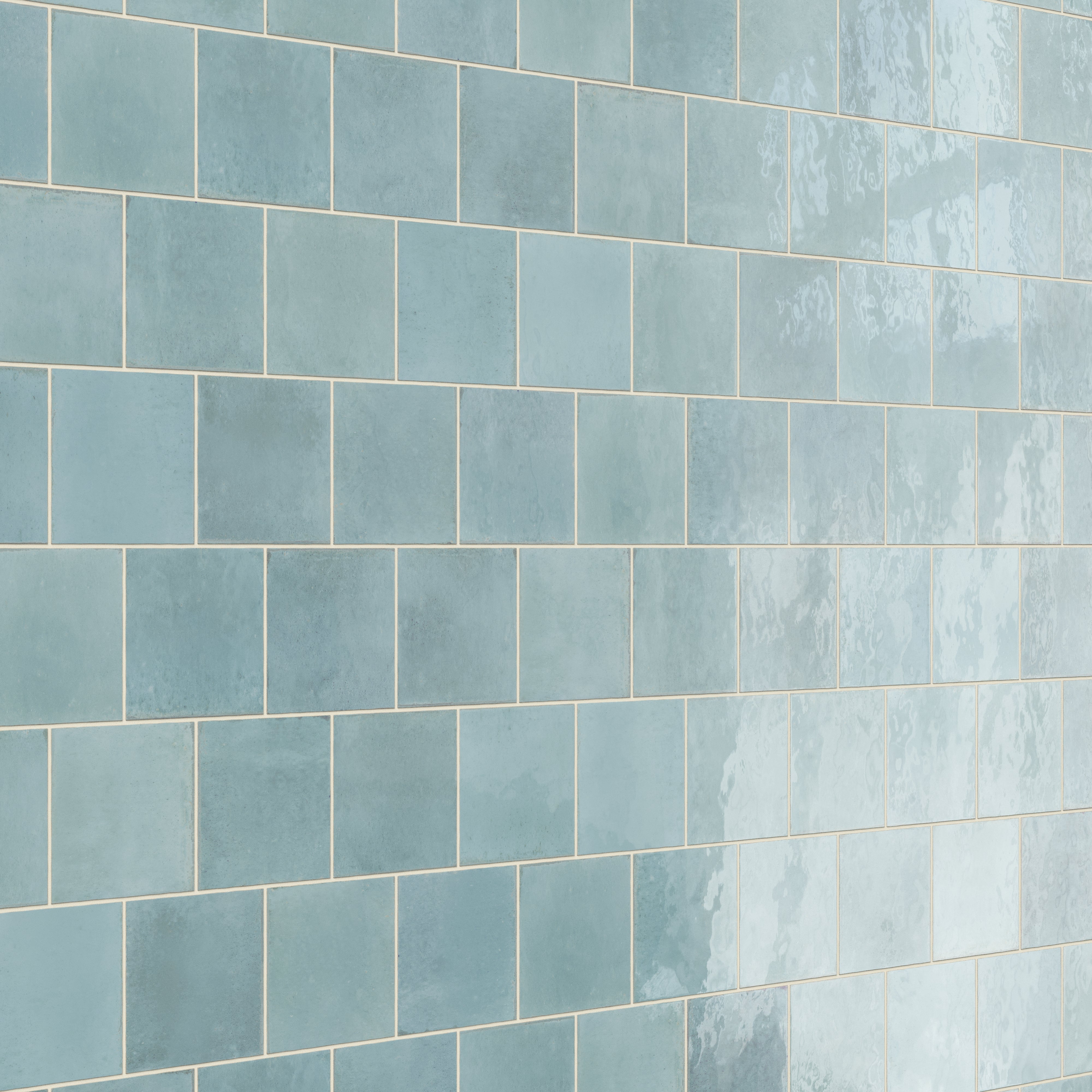 Makenna 6x6 Glossy Porcelain Tile in Ice