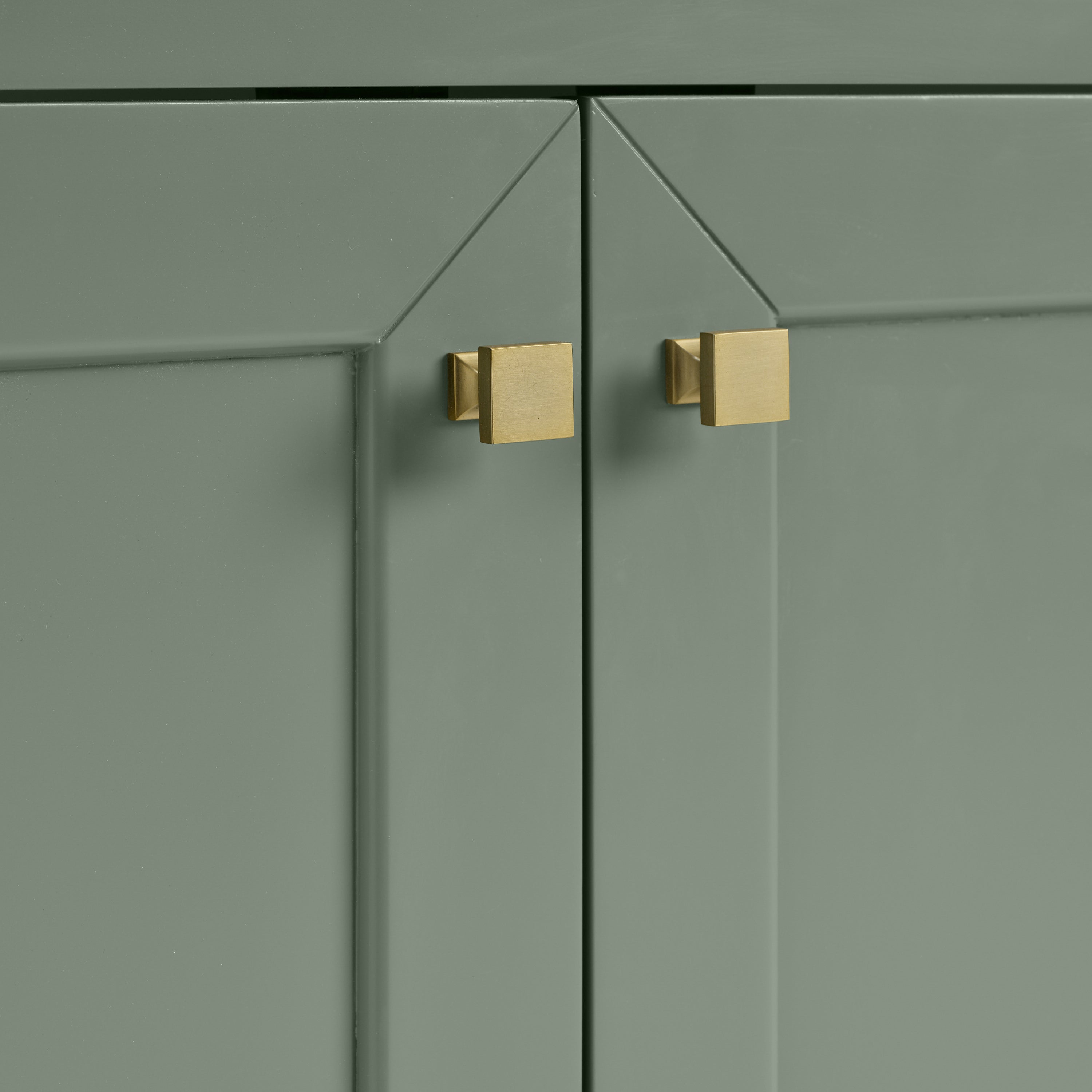 Janelle 60" Double Vanity in Smokey Celadon with 3 cm White Zeus Silestone¨ Top