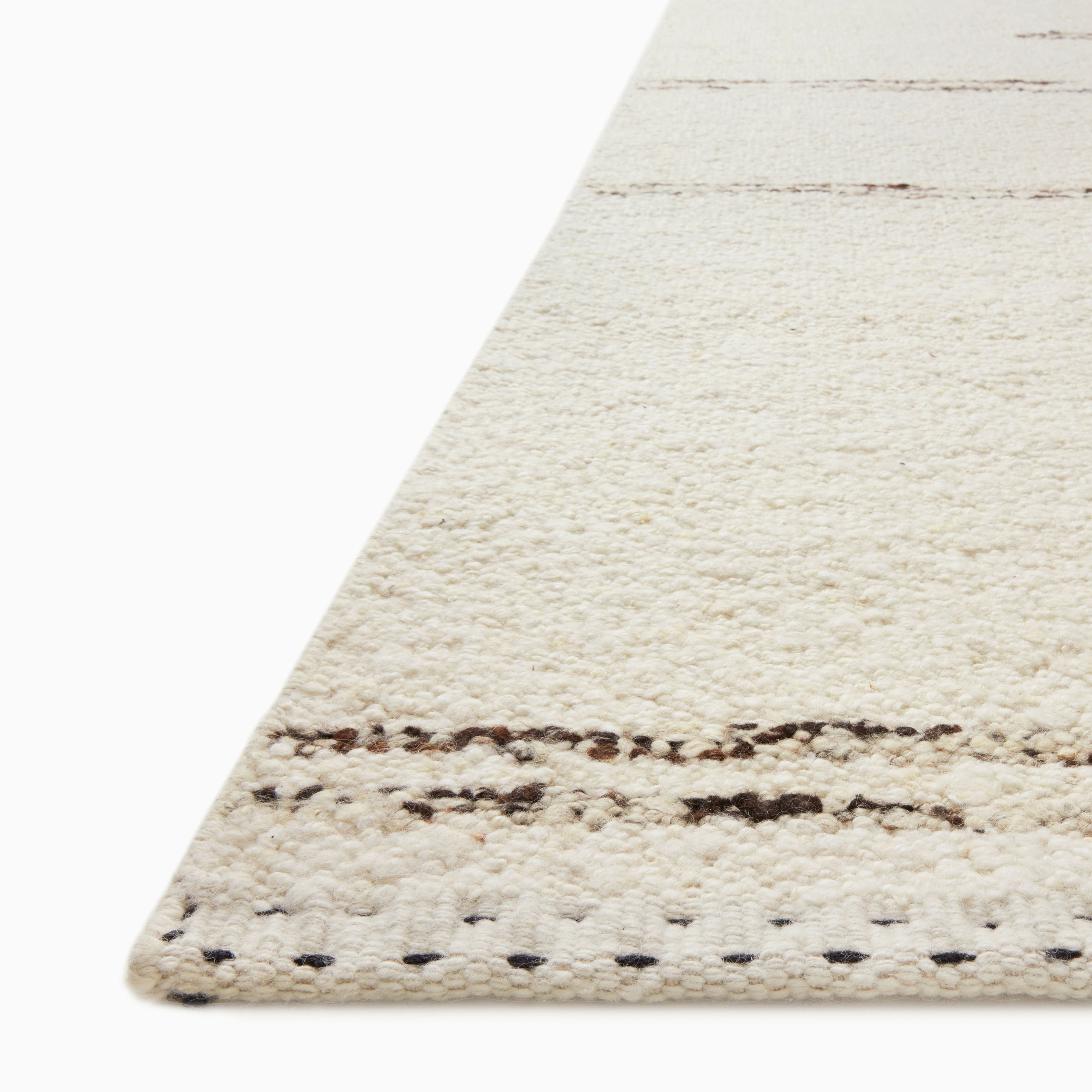 Bowie Rug in Pearl / Coffee