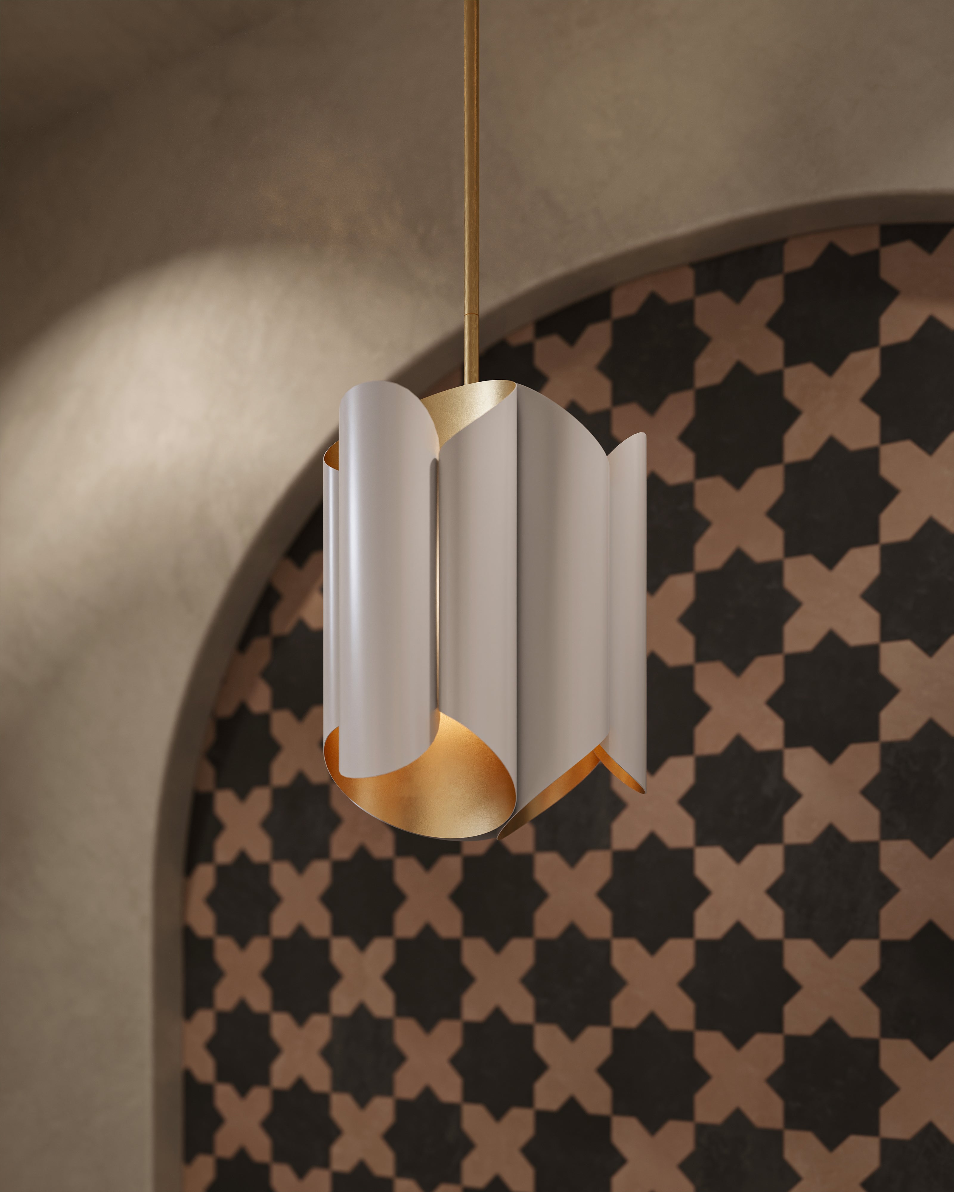 Cillian Pendant In Gold Leaf/White