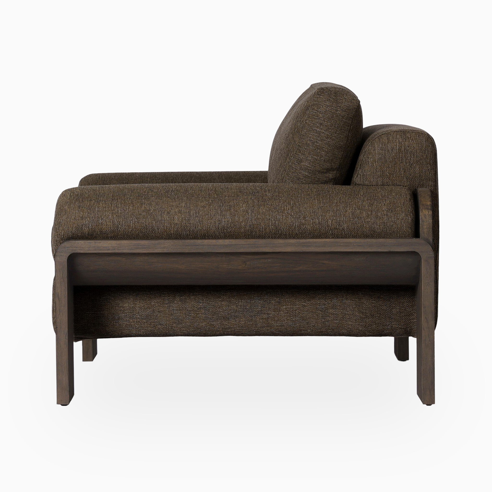 Lomara Outdoor Chair in Ellor Brown