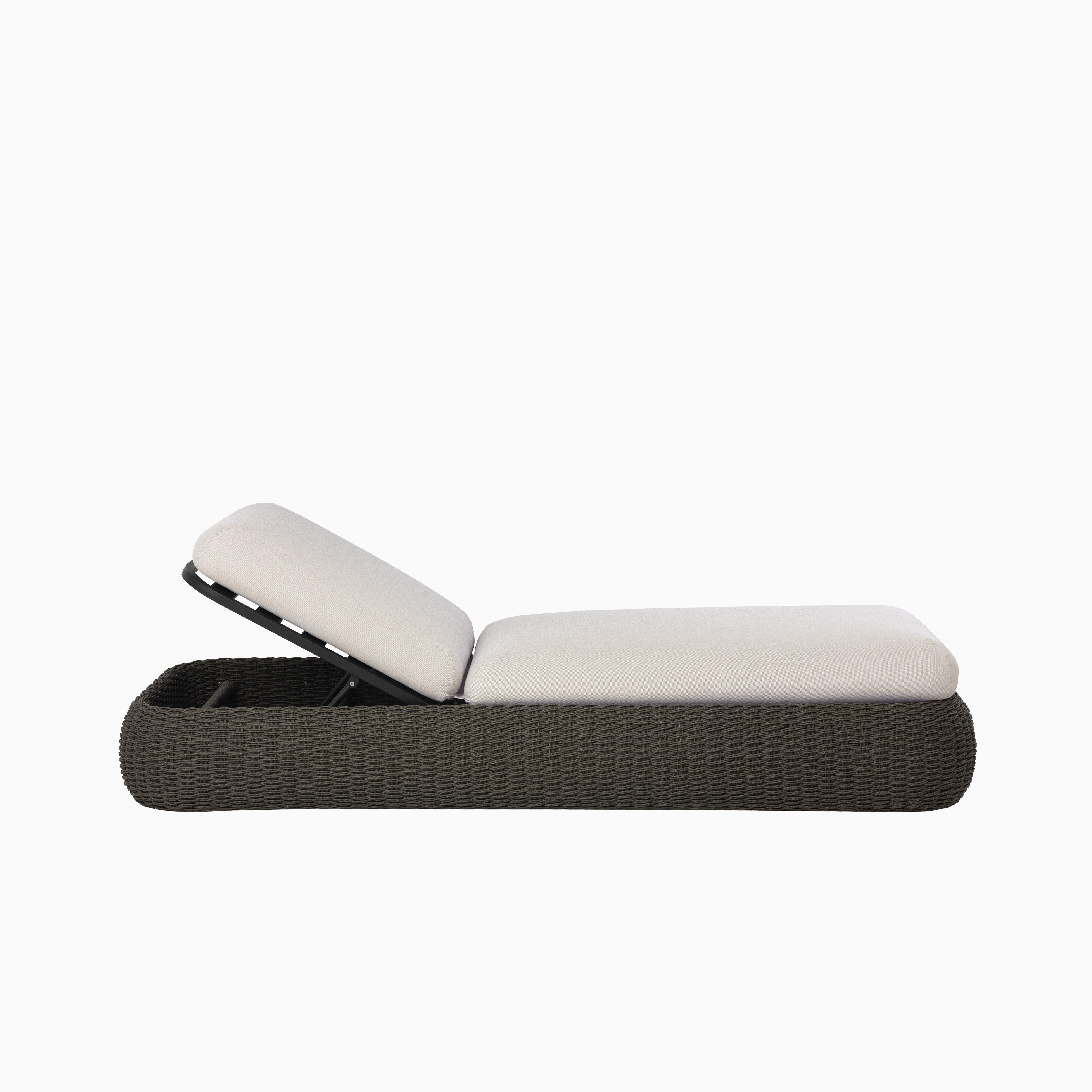 Solena Outdoor Lounger in Cream