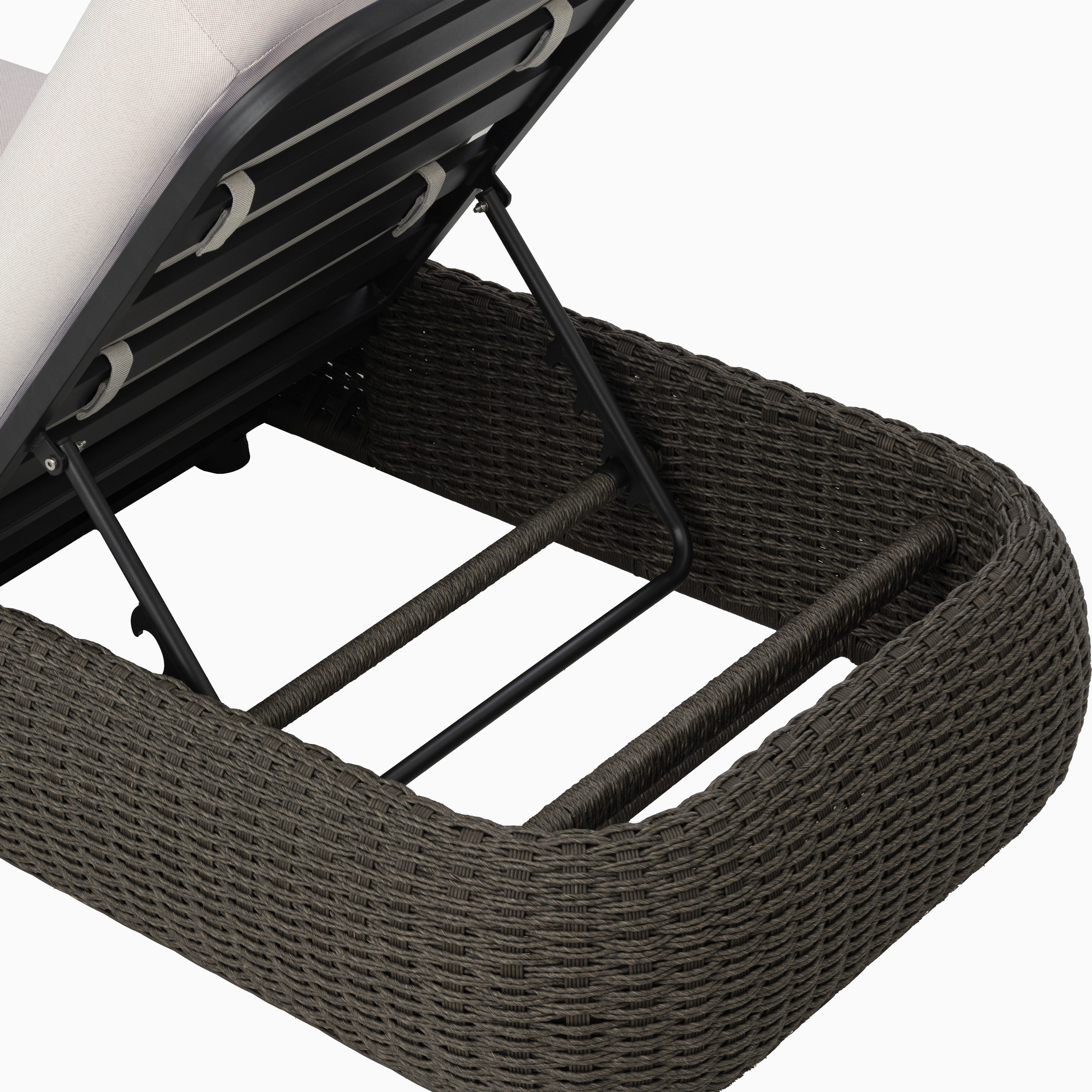 Solena Outdoor Lounger in Cream