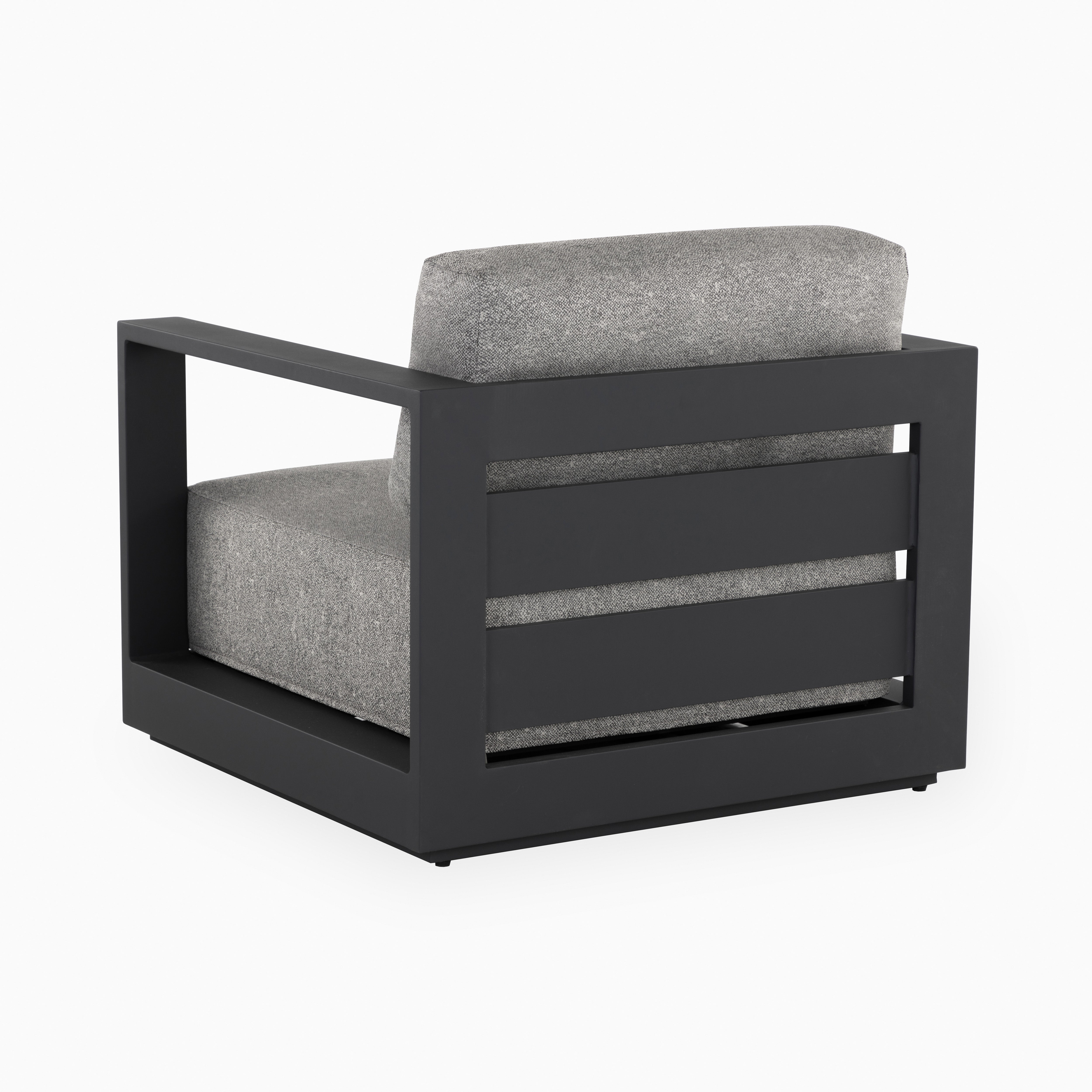 Noa Outdoor Lounge Chair in Grey