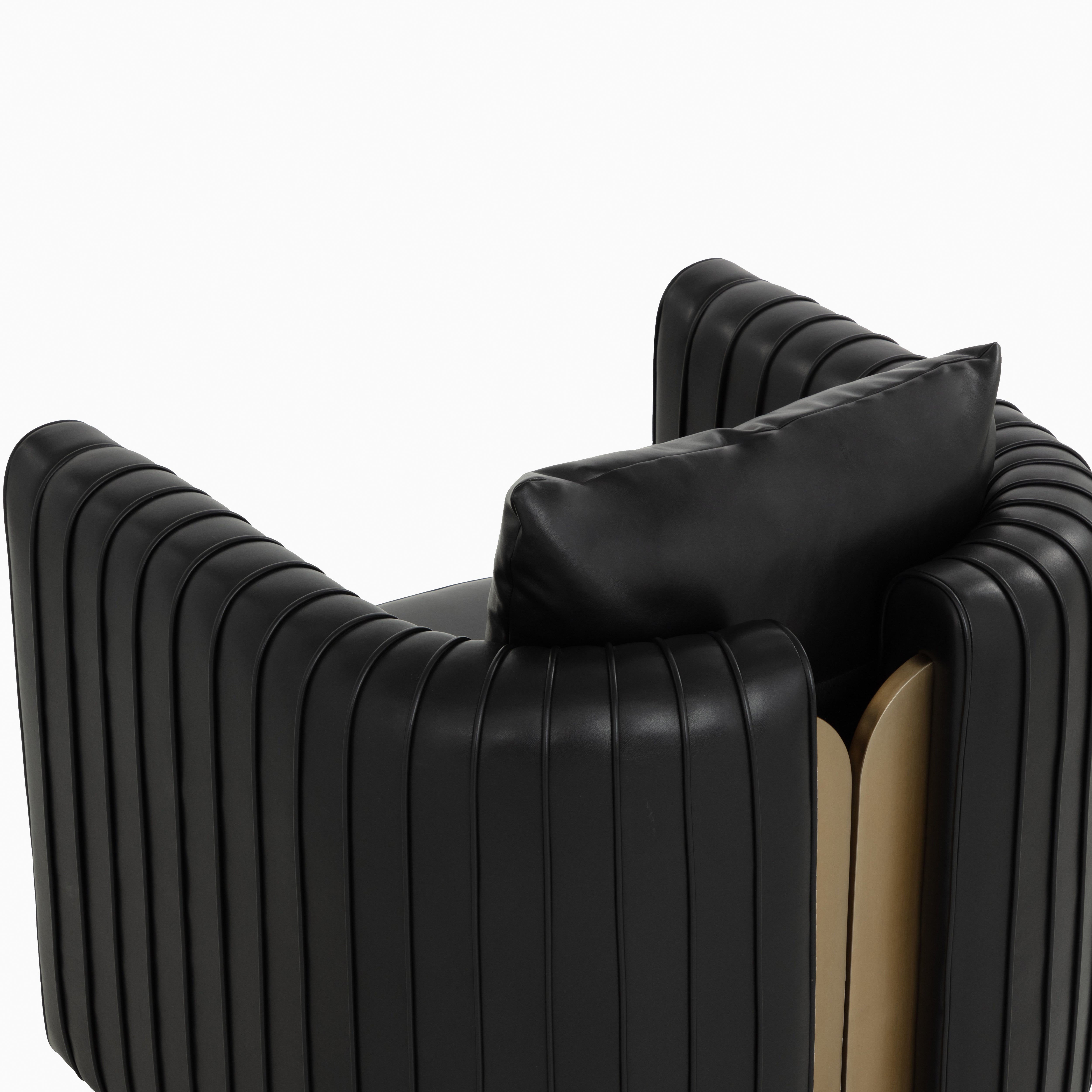 Velora Lounge Chair in Black