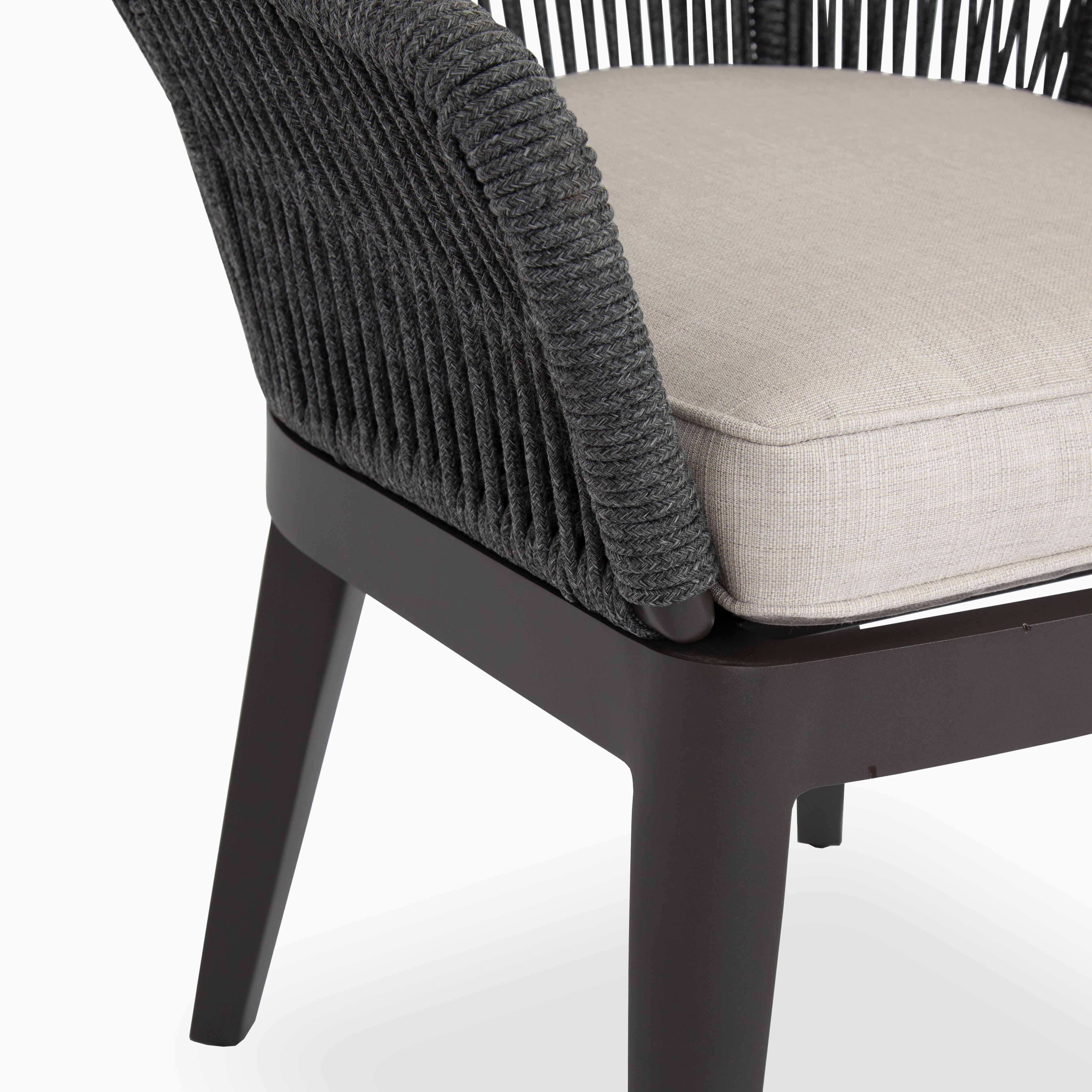 Vela Dining Chair