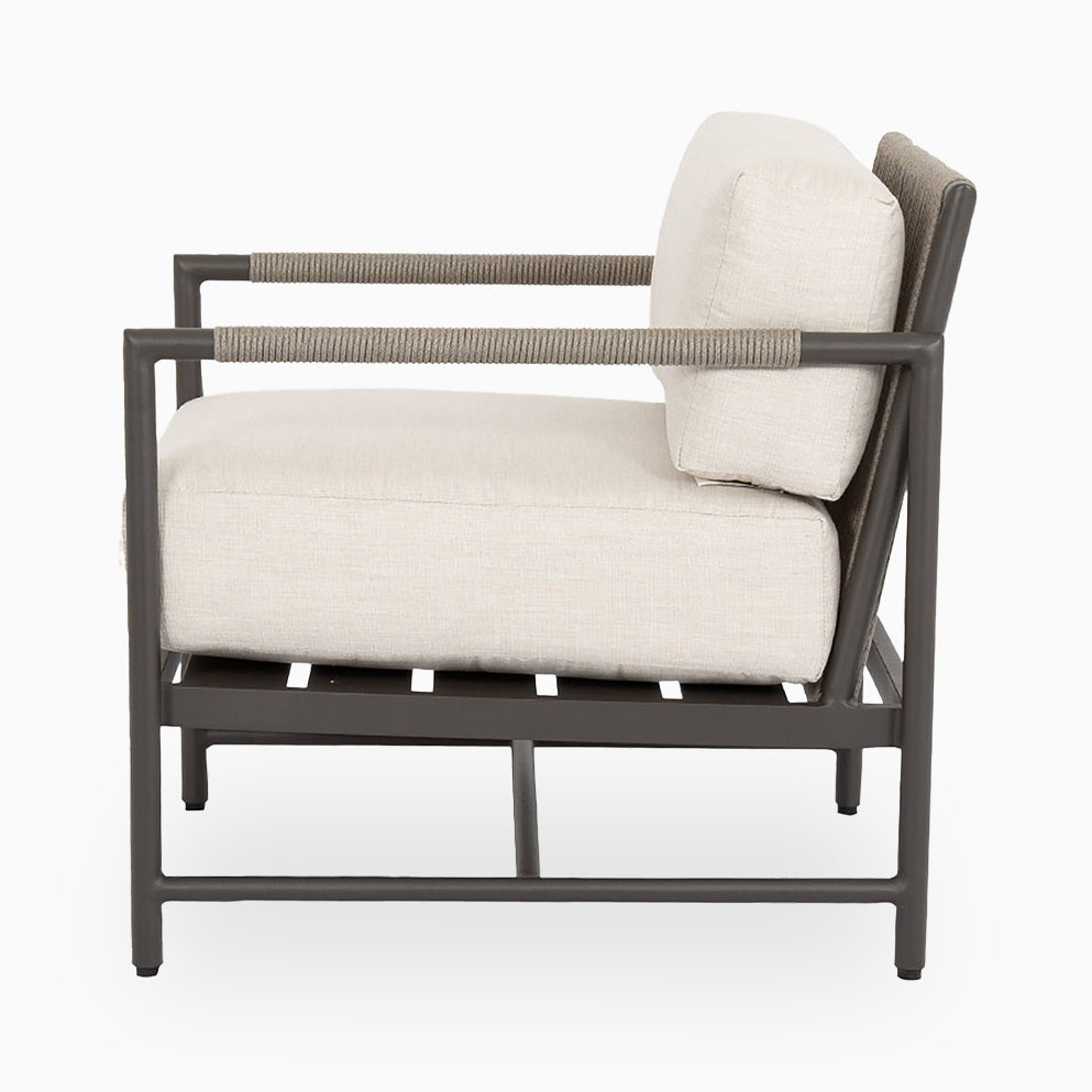 Vetra Club Chair