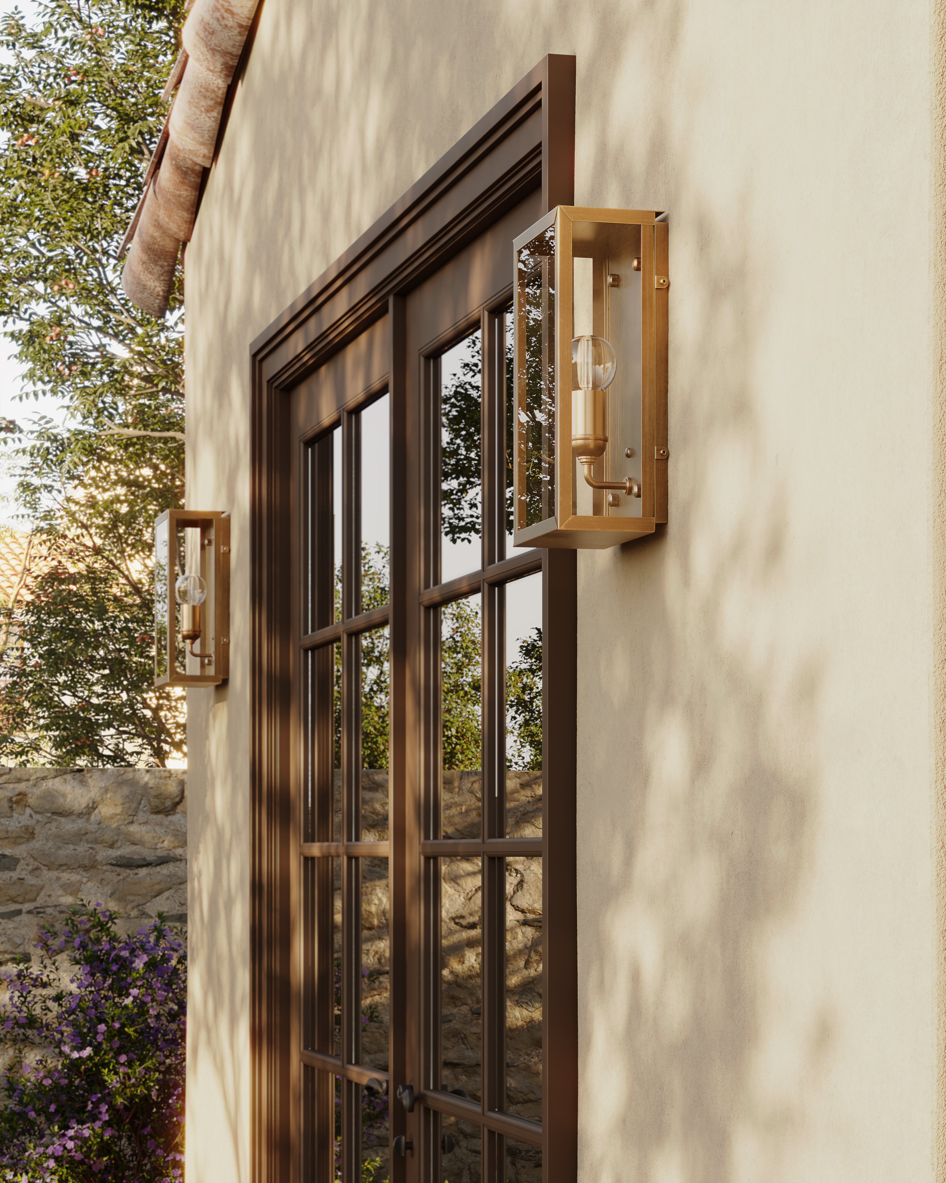 Bracken Outdoor Wall Sconce in Antique Brass